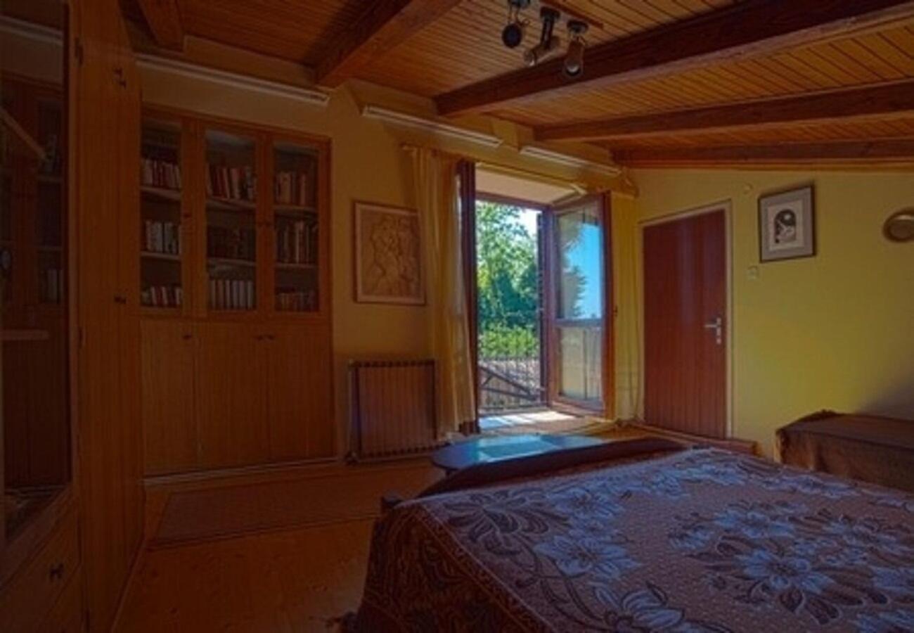 Apartment Niv